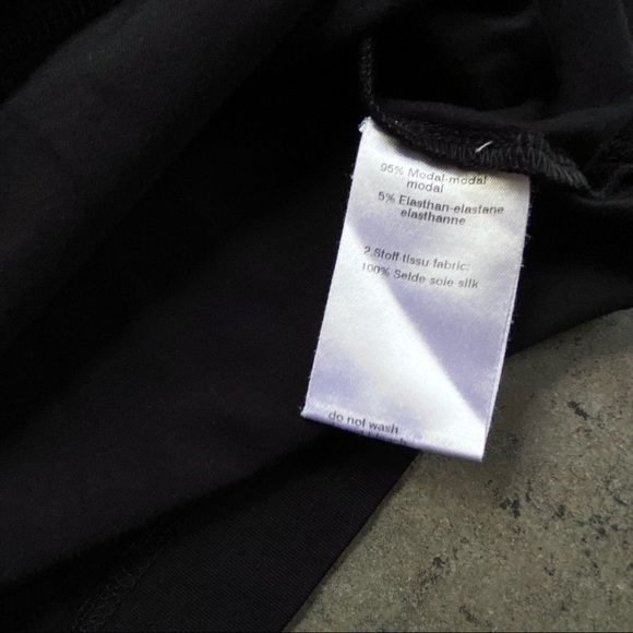 AKRIS Punto Knit V-neck Blouse with Silk Tie Ruffle Detailing - Picture 7 of 7